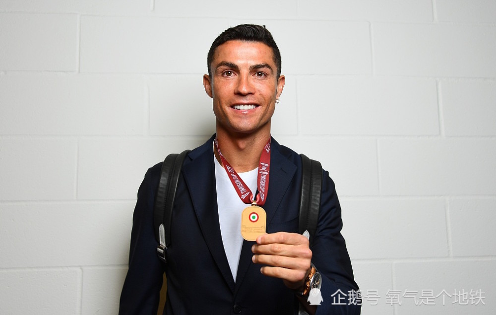 英格兰在世界杯中夺冠尤文，赛后采访