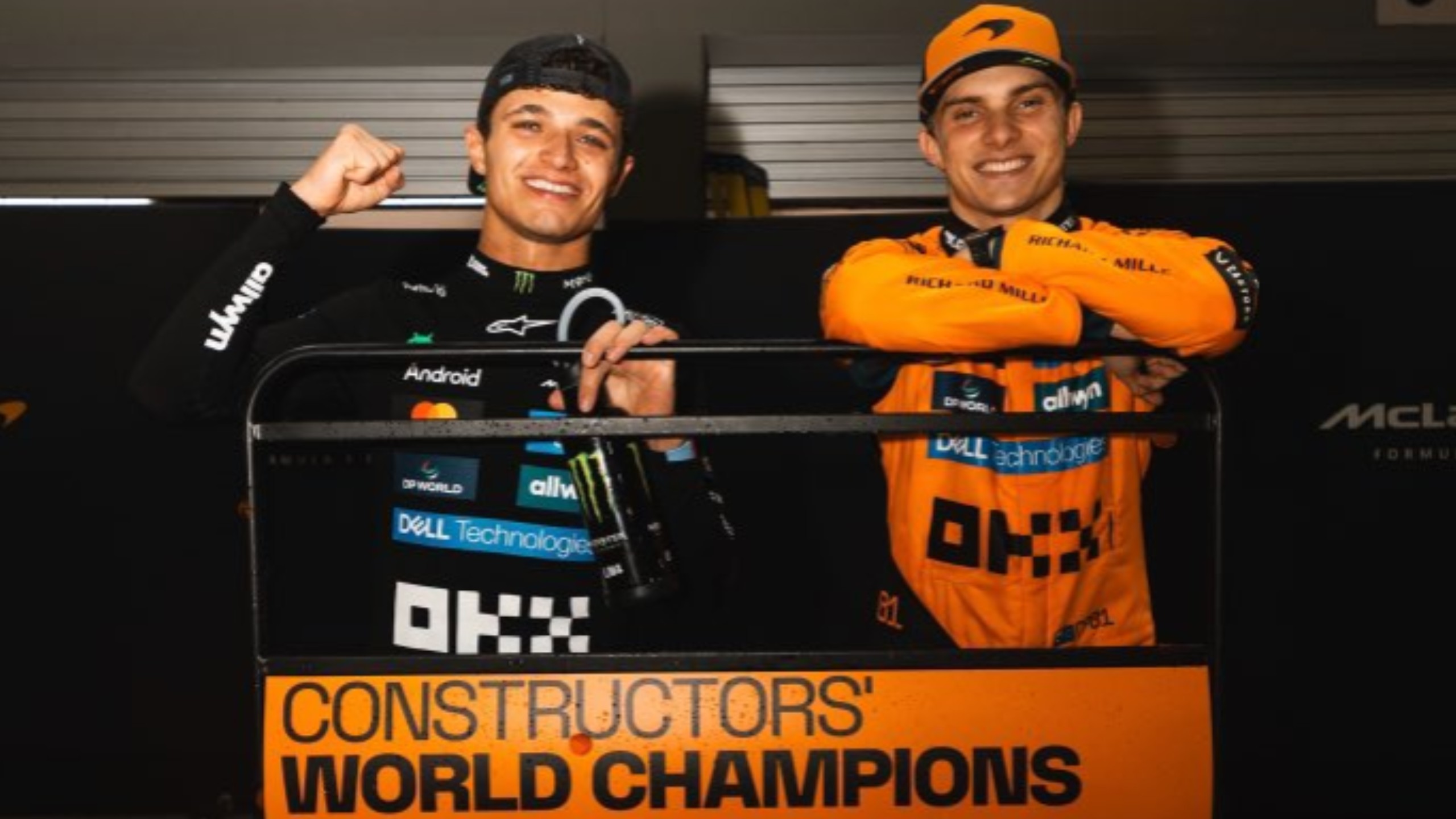 包含迈凯伦绝杀索伯车队,皮亚斯特里刷新纪录的词条 包含迈凯伦绝杀索伯车队,皮亚斯特里刷新纪录的词条