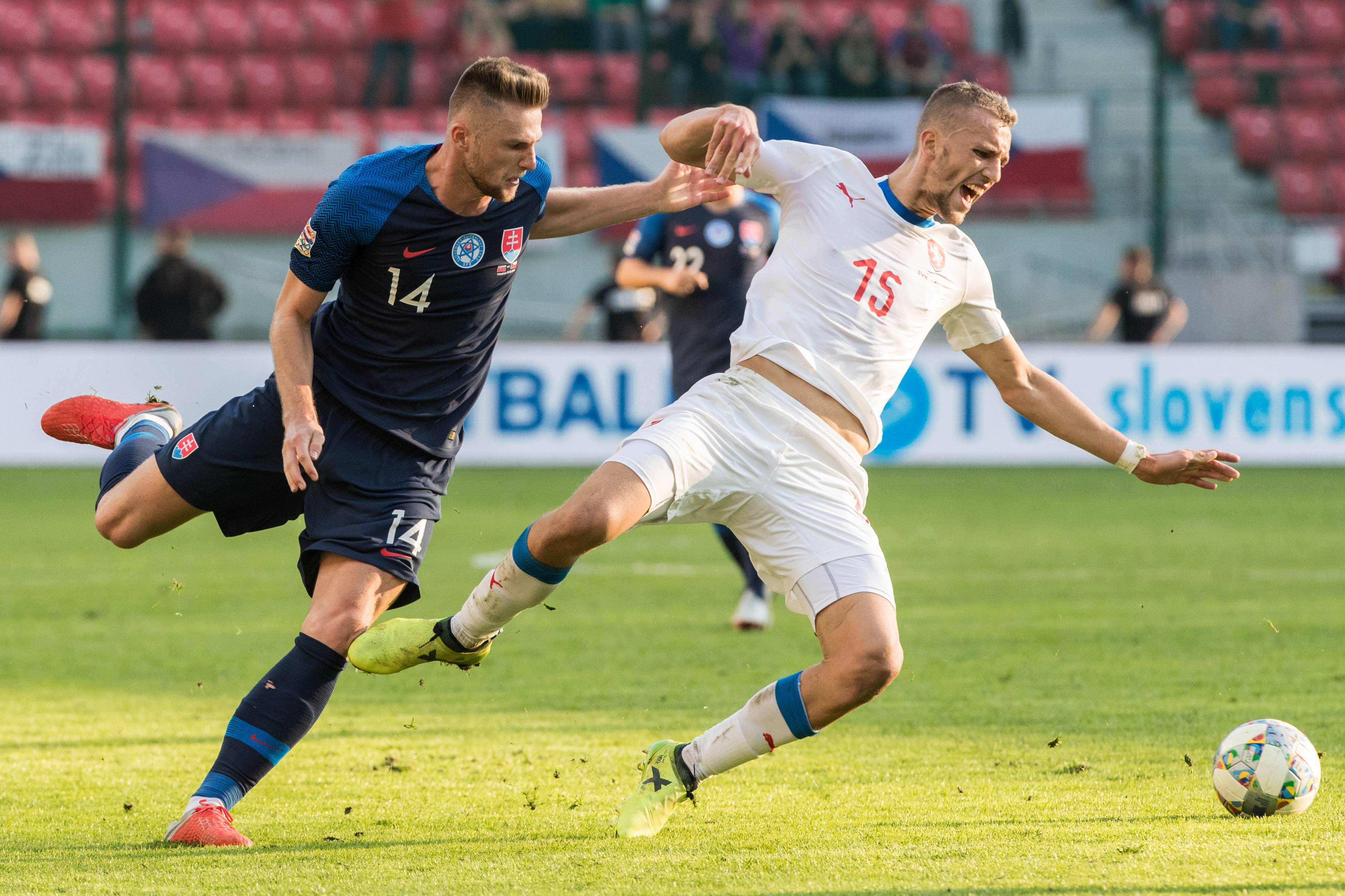 捷克队与克罗地亚间缠斗不分高下