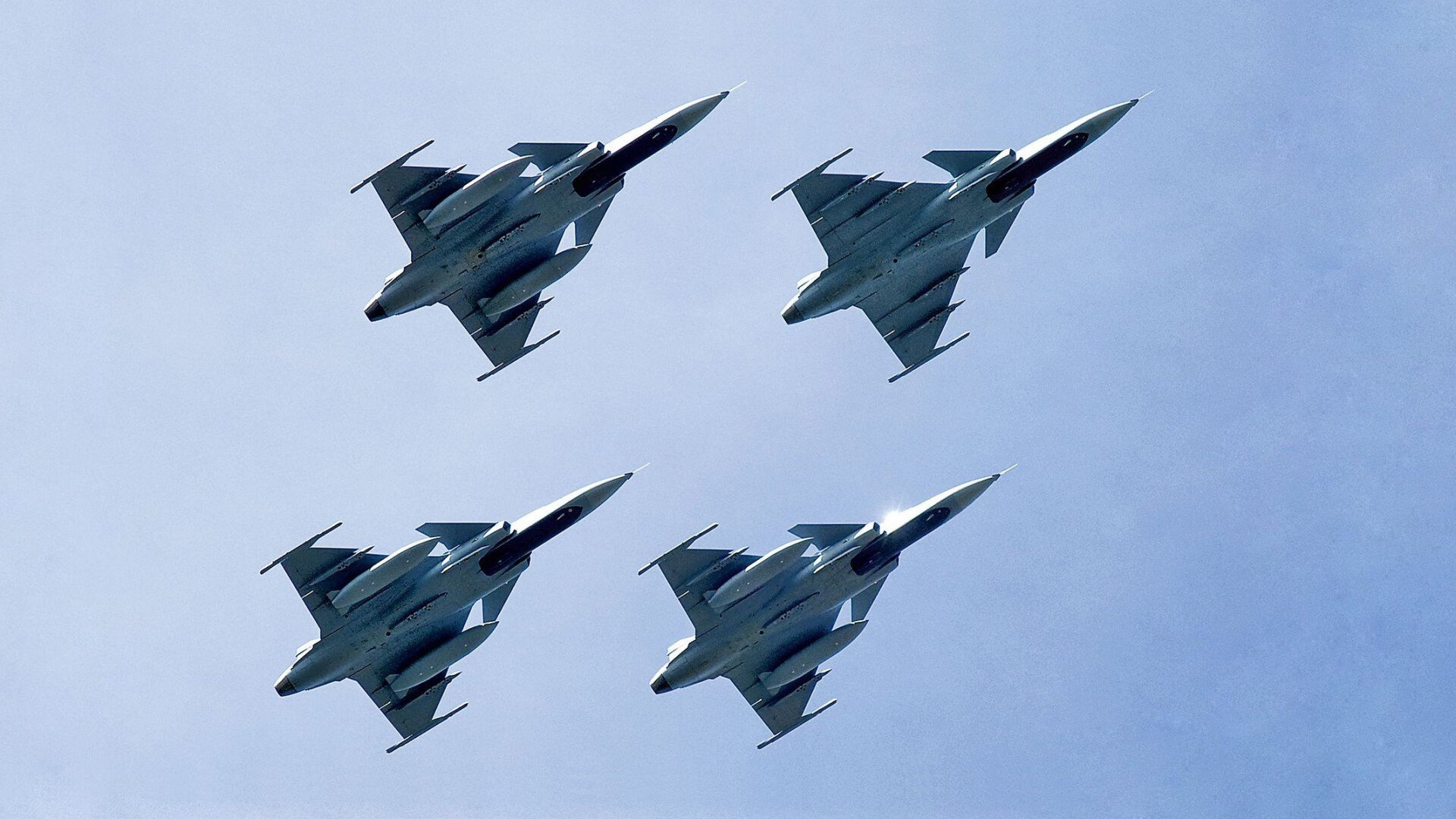 当黄蜂的毒刺蛰痛蓝黑巨象,意甲平民革命与秩序裂痕